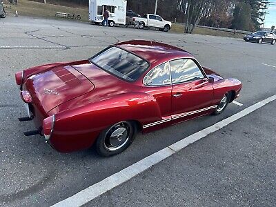 Volkswagen-1600-Karmann-Ghia-Coupe-1970-1