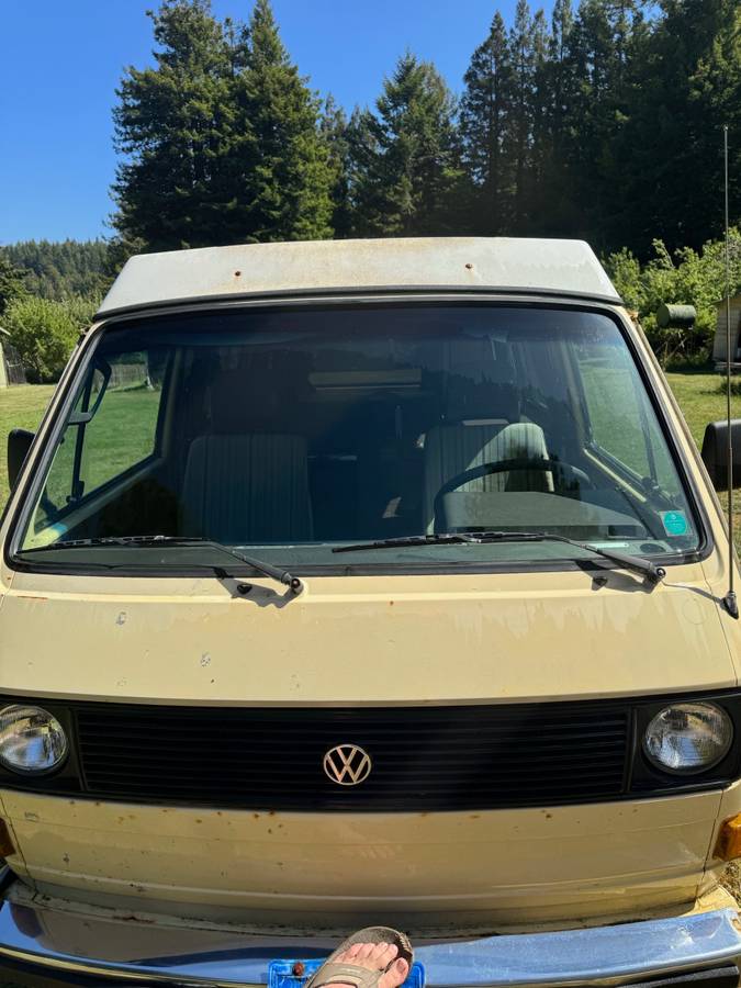 Volkswagen-1982-yellow-289681-15