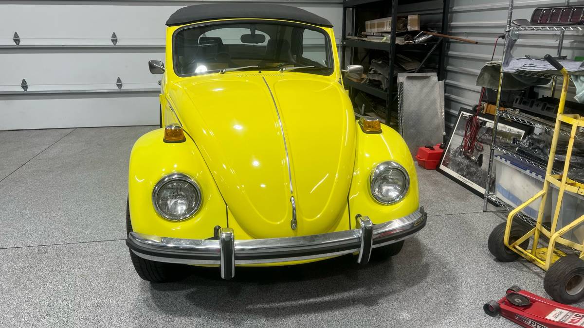 Volkswagen-Beetle-1970-yellow-44312-3