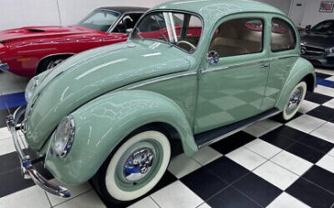 Volkswagen-Beetle-Classic-1952-Green-Tan-0-14