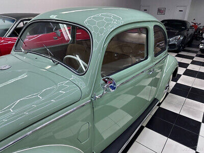 Volkswagen-Beetle-Classic-1952-Green-Tan-0-16