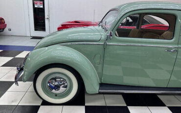 Volkswagen-Beetle-Classic-1952-Green-Tan-0-18