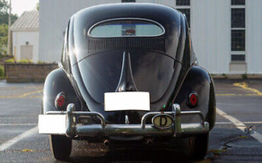 Volkswagen-Beetle-Classic-Coupe-1957-Black-Red-2-6