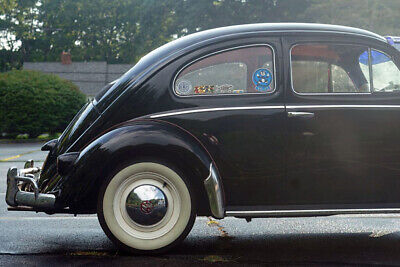 Volkswagen-Beetle-Classic-Coupe-1957-Black-Red-2-9