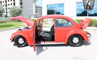 Volkswagen-Beetle-Classic-Coupe-1974-Red-Black-153303-11