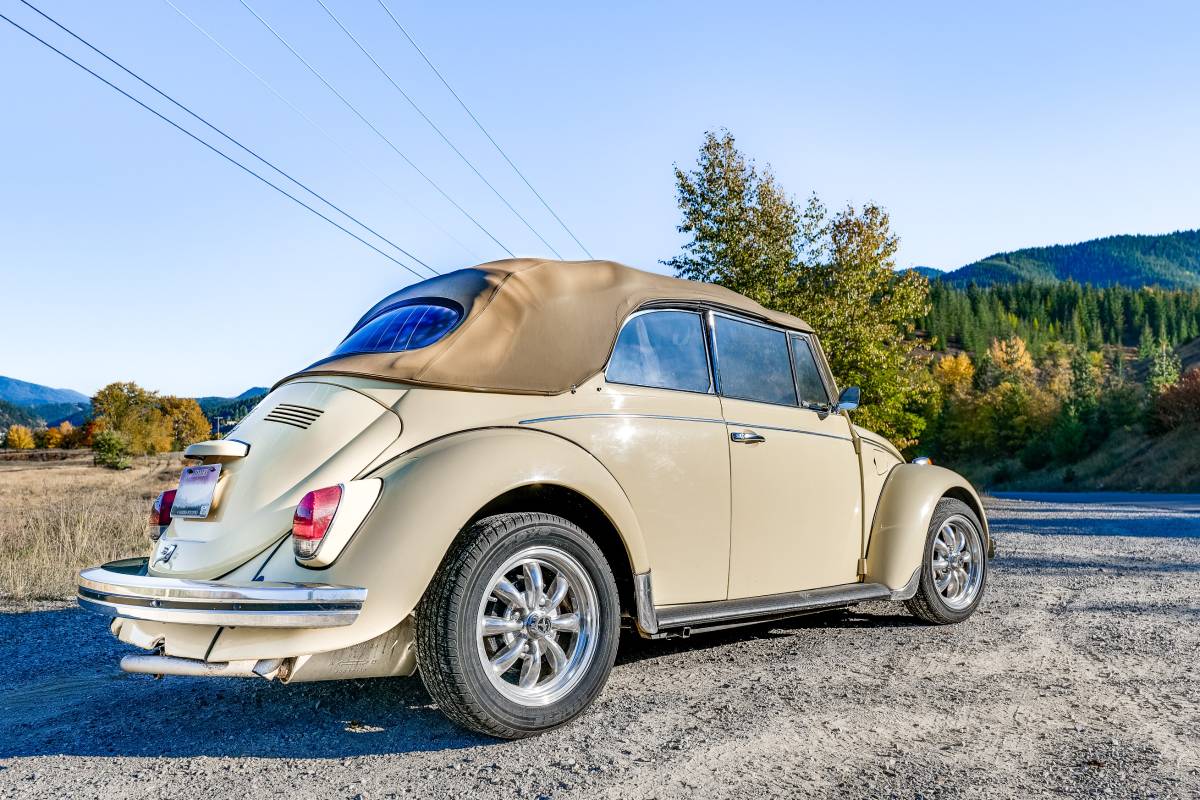 Volkswagen-Beetle-convertible-1968-yellow-13029-1