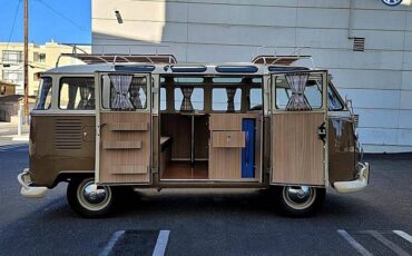 Volkswagen-Bus-23-window-1974-custom-160934-1