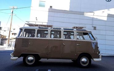 Volkswagen-Bus-23-window-1974-custom-160934-8