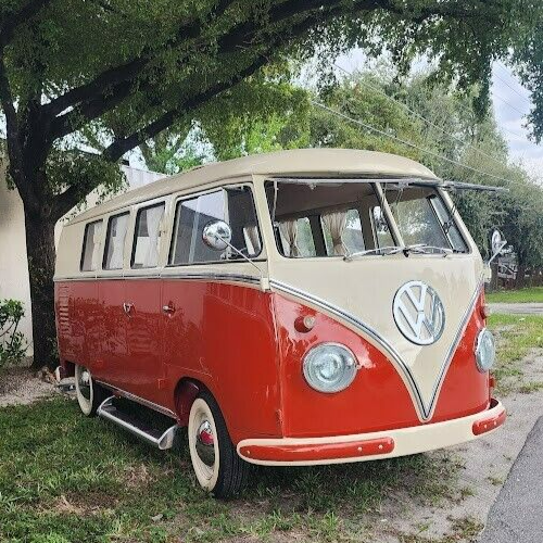 Volkswagen-BusVanagon-1962-Red-BEGE-21-12