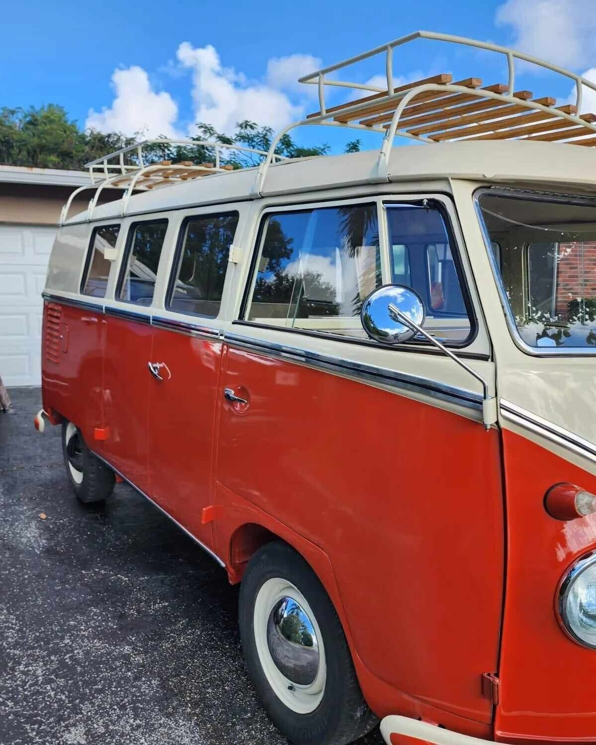 Volkswagen-BusVanagon-1962-Red-BEGE-21-4