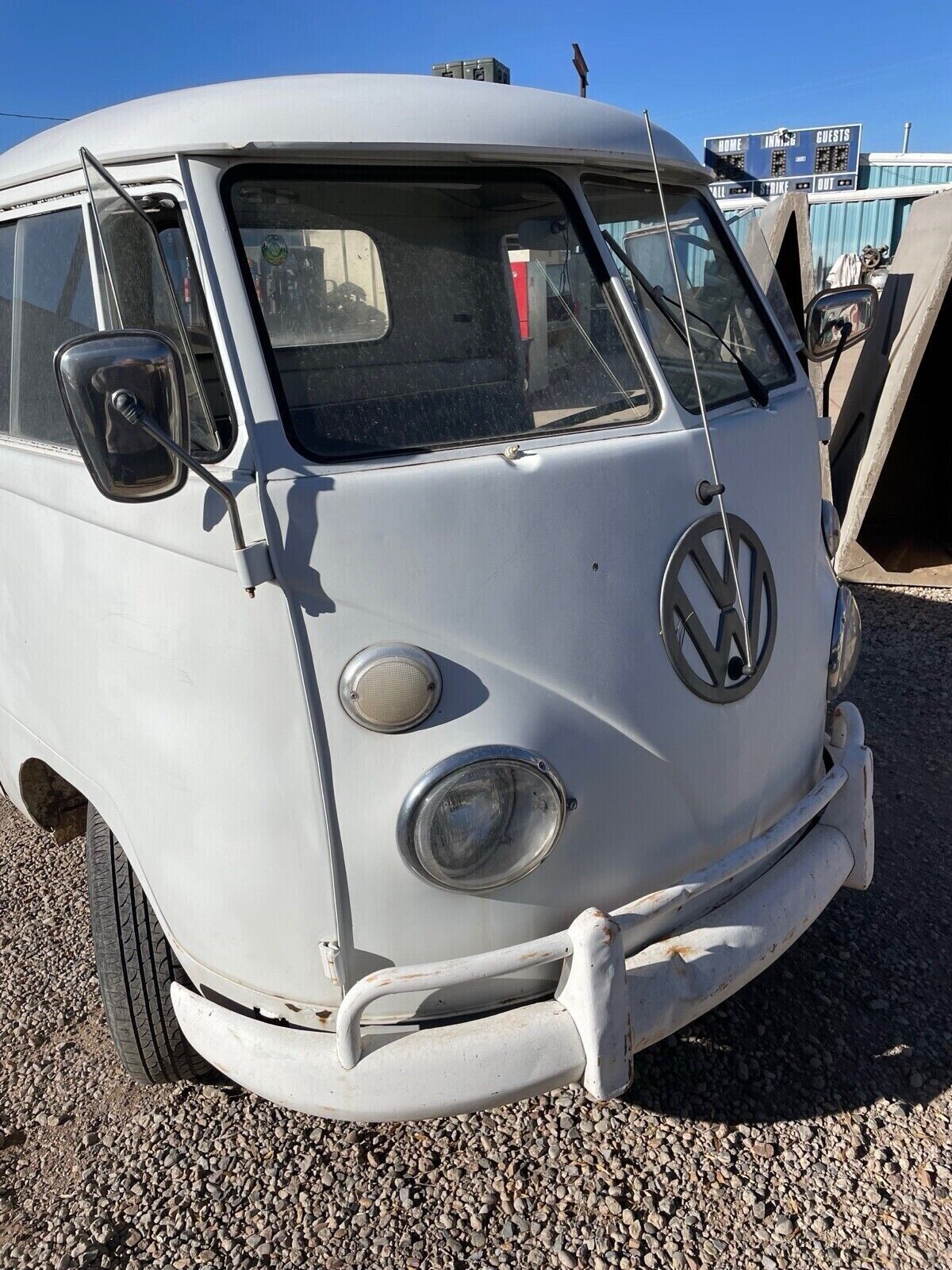 Volkswagen-BusVanagon-1962-White-Gray-160934-1