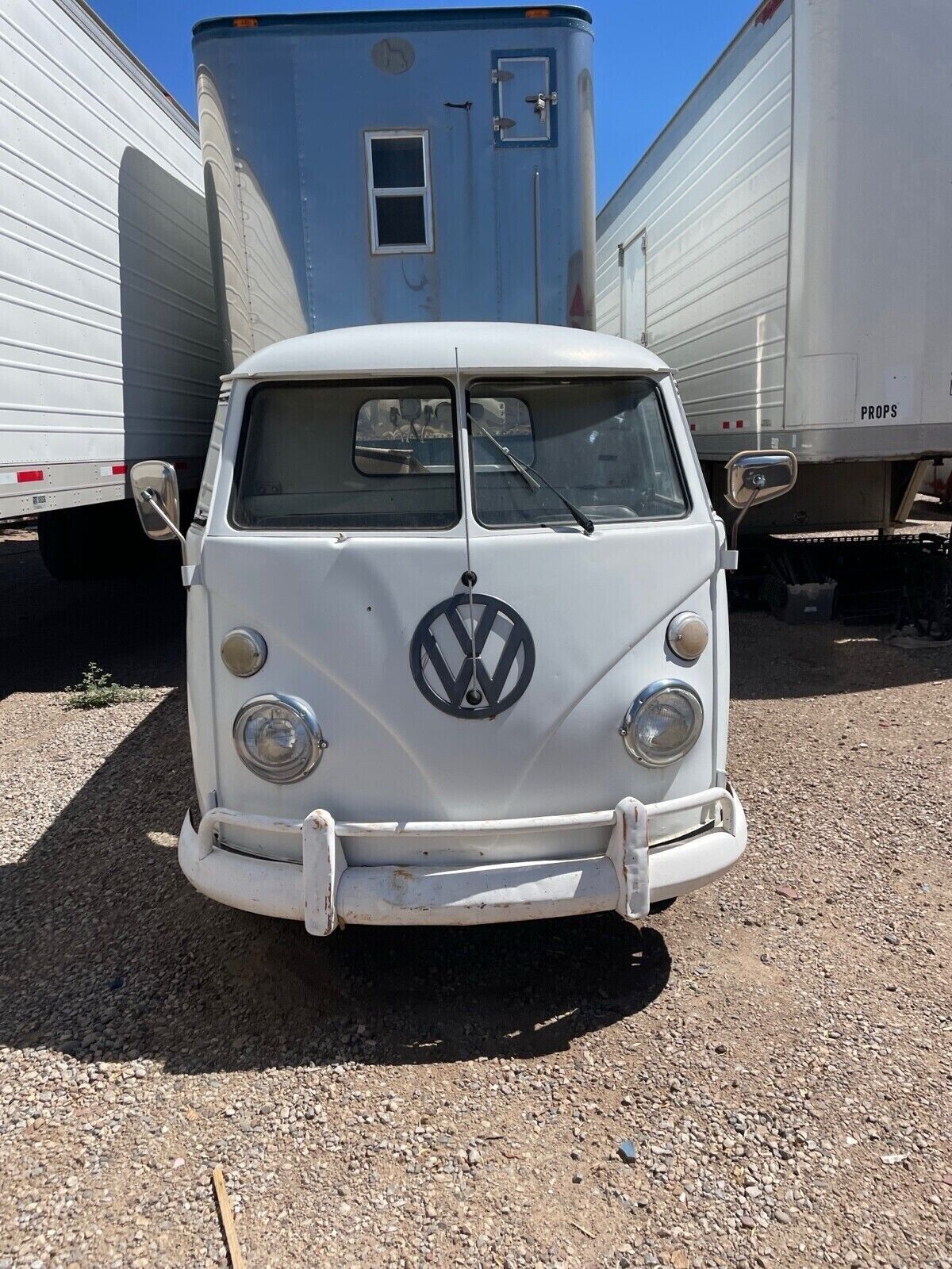 Volkswagen-BusVanagon-1962-White-Gray-160934-10