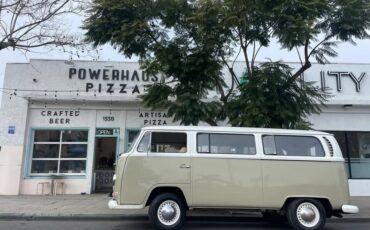 Volkswagen-BusVanagon-1969-Tan-14484-1