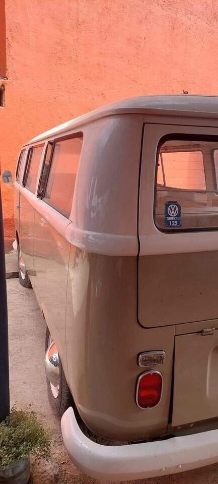 Volkswagen-BusVanagon-1969-Tan-14484-3