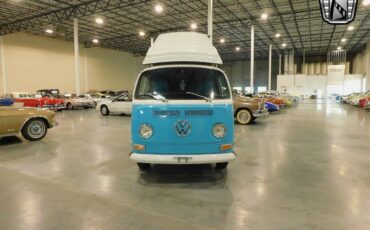 Volkswagen-BusVanagon-1970-3