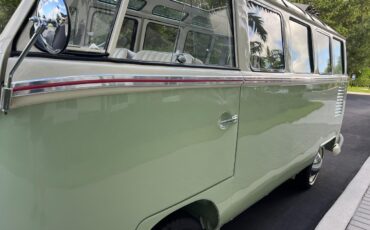 Volkswagen-BusVanagon-1973-22