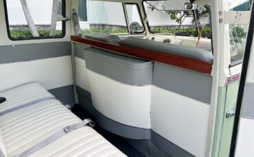 Volkswagen-BusVanagon-1973-3