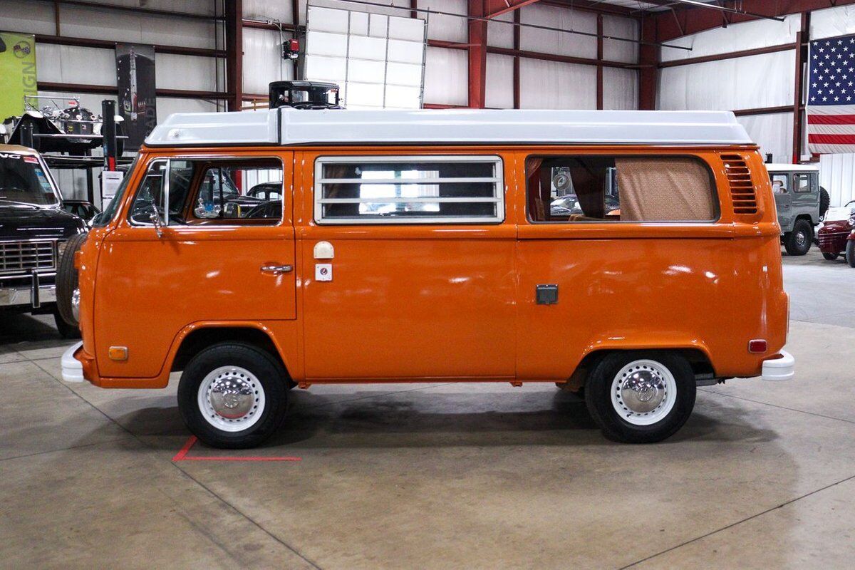 Volkswagen-BusVanagon-1975-2