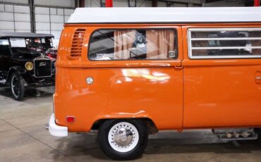 Volkswagen-BusVanagon-1975-7