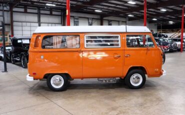 Volkswagen-BusVanagon-1975-8