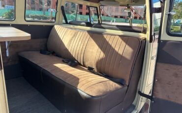 Volkswagen-BusVanagon-1975-bege-Brown-805-15