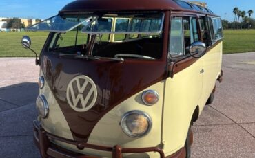 Volkswagen Bus/Vanagon  year1}