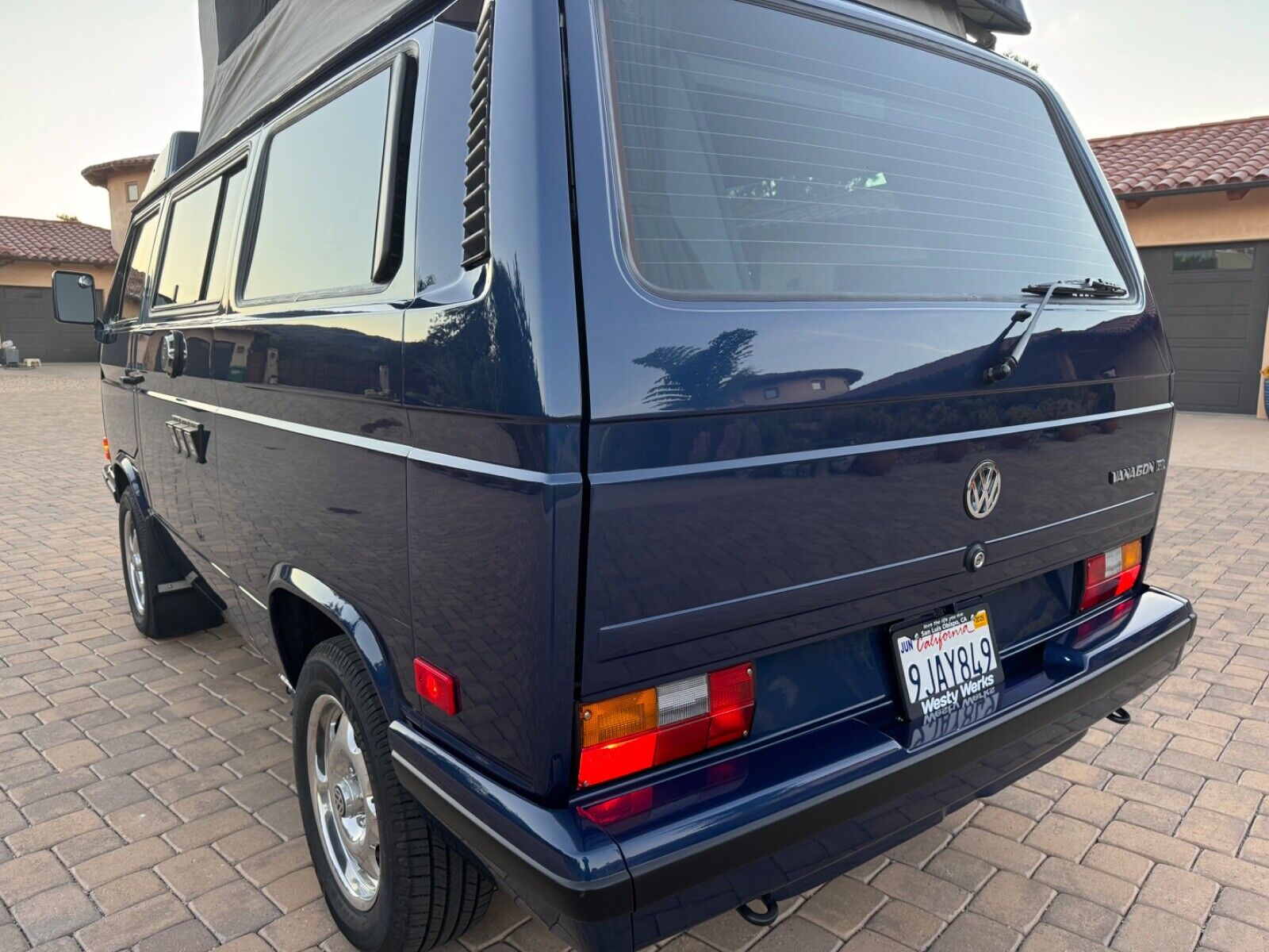 Volkswagen-BusVanagon-1990-Blue-246069-5