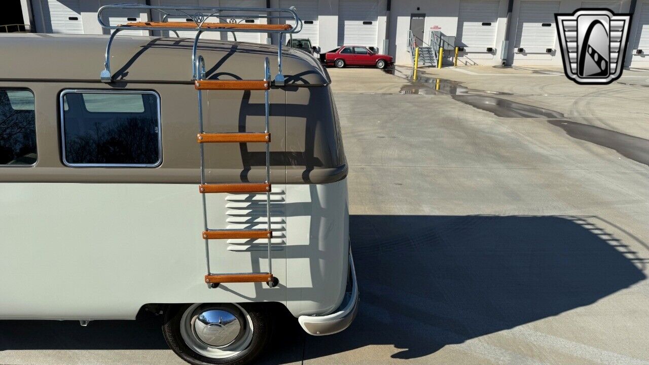 Volkswagen-BusVanagon-Cabriolet-1959-8