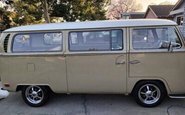 Volkswagen-BusVanagon-Van-1970-Brown-Brown-72420-4