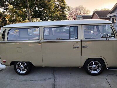 Volkswagen-BusVanagon-Van-1970-Brown-Brown-72420-4