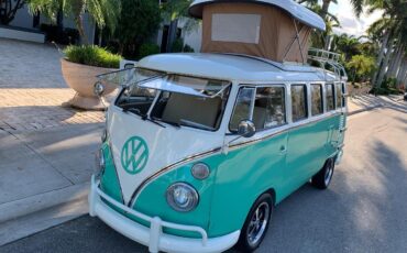 Volkswagen-BusVanagon-Van-1974-Green-Biege-26057-5