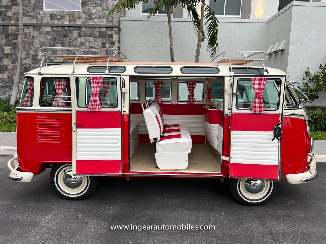 Volkswagen-BusVanagon-Van-1975-Red-White-8-1