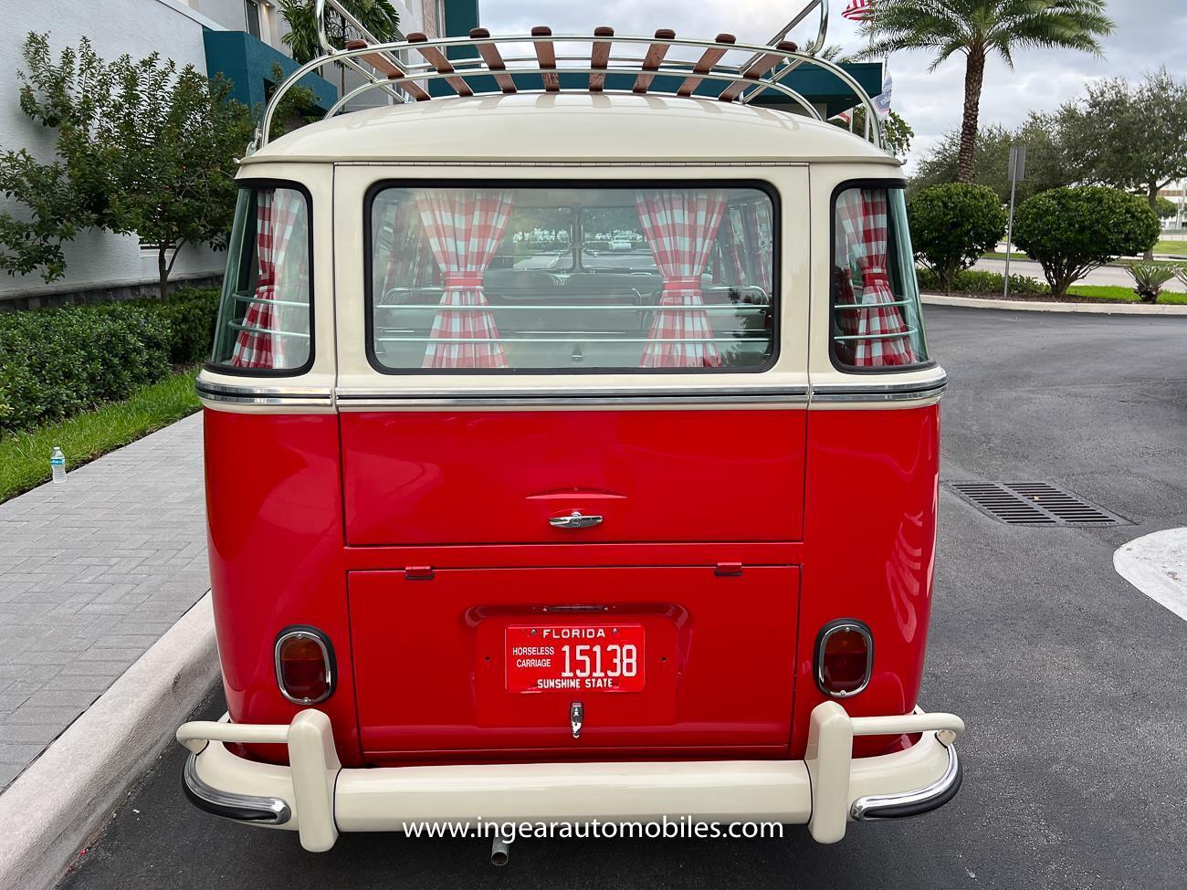 Volkswagen-BusVanagon-Van-1975-Red-White-8-11