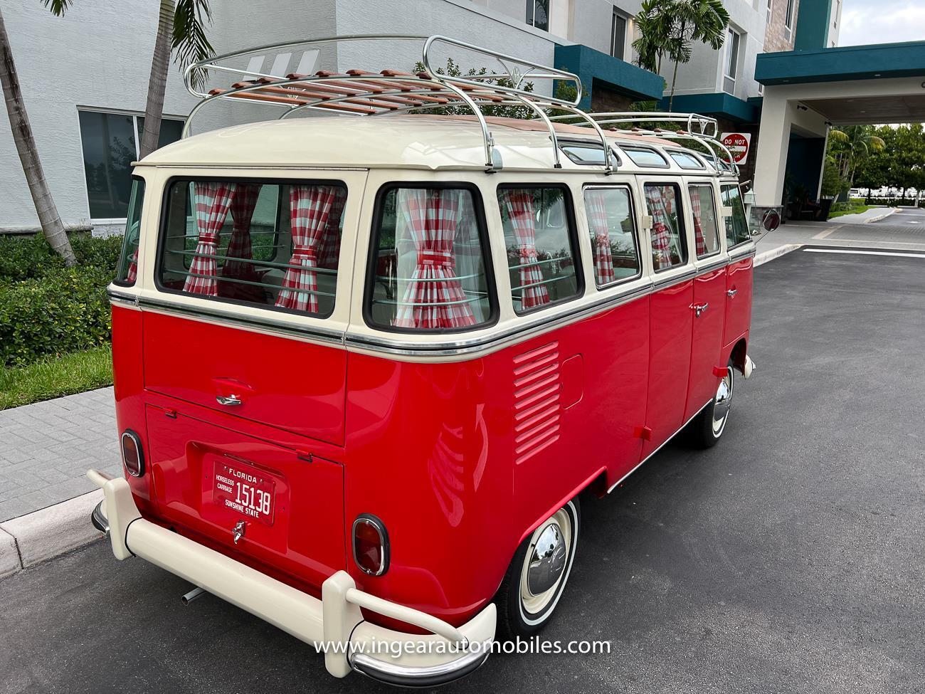 Volkswagen-BusVanagon-Van-1975-Red-White-8-12