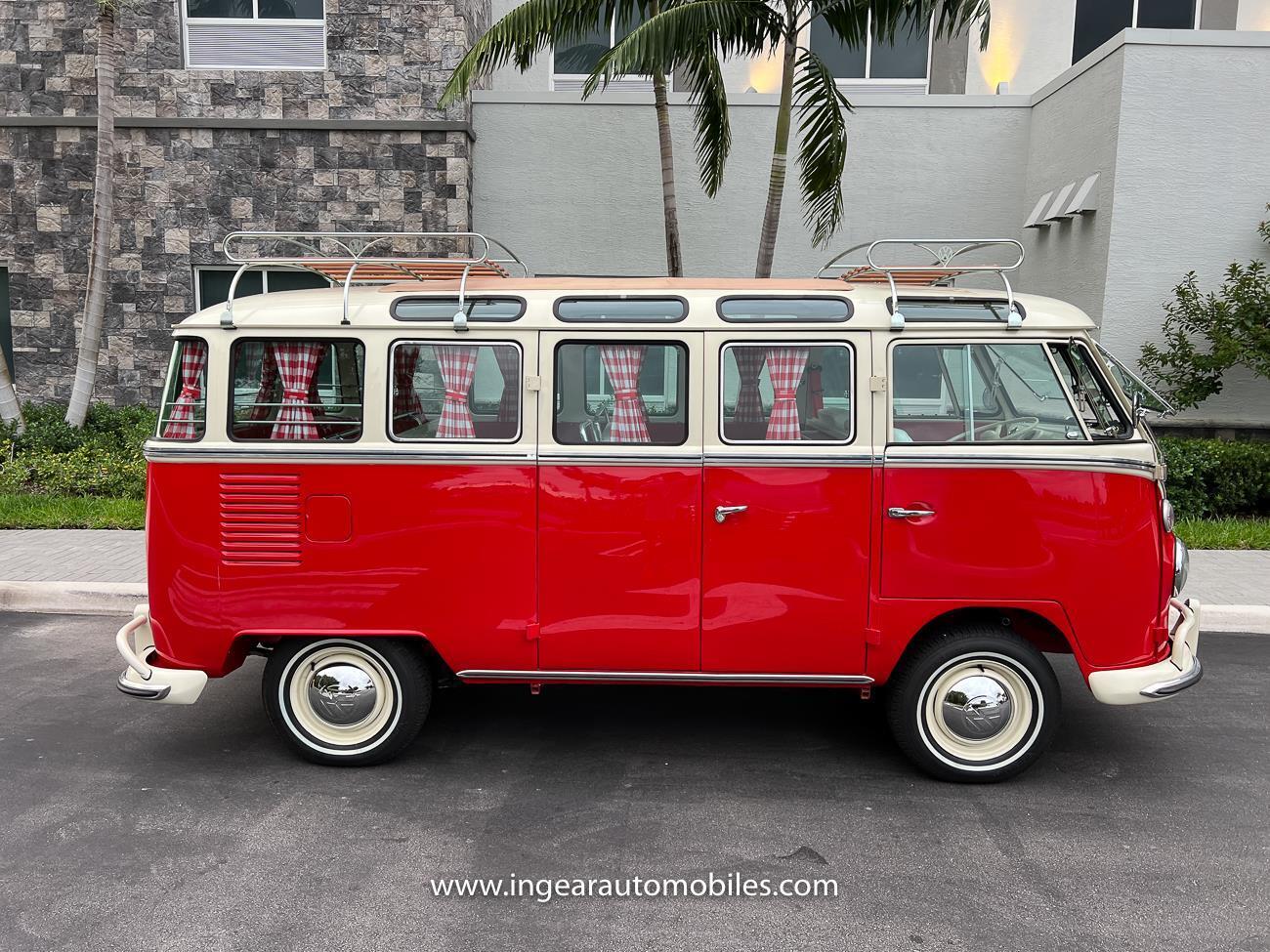 Volkswagen-BusVanagon-Van-1975-Red-White-8-13