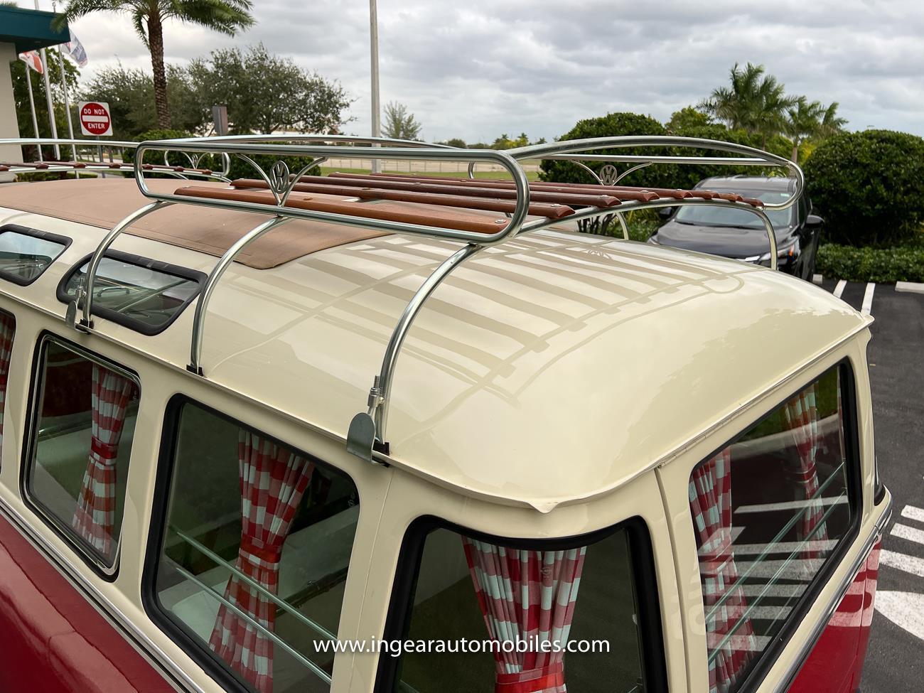 Volkswagen-BusVanagon-Van-1975-Red-White-8-29