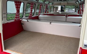 Volkswagen-BusVanagon-Van-1975-Red-White-8-39