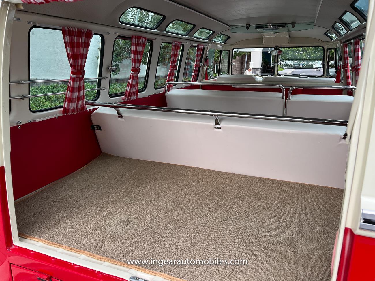 Volkswagen-BusVanagon-Van-1975-Red-White-8-39