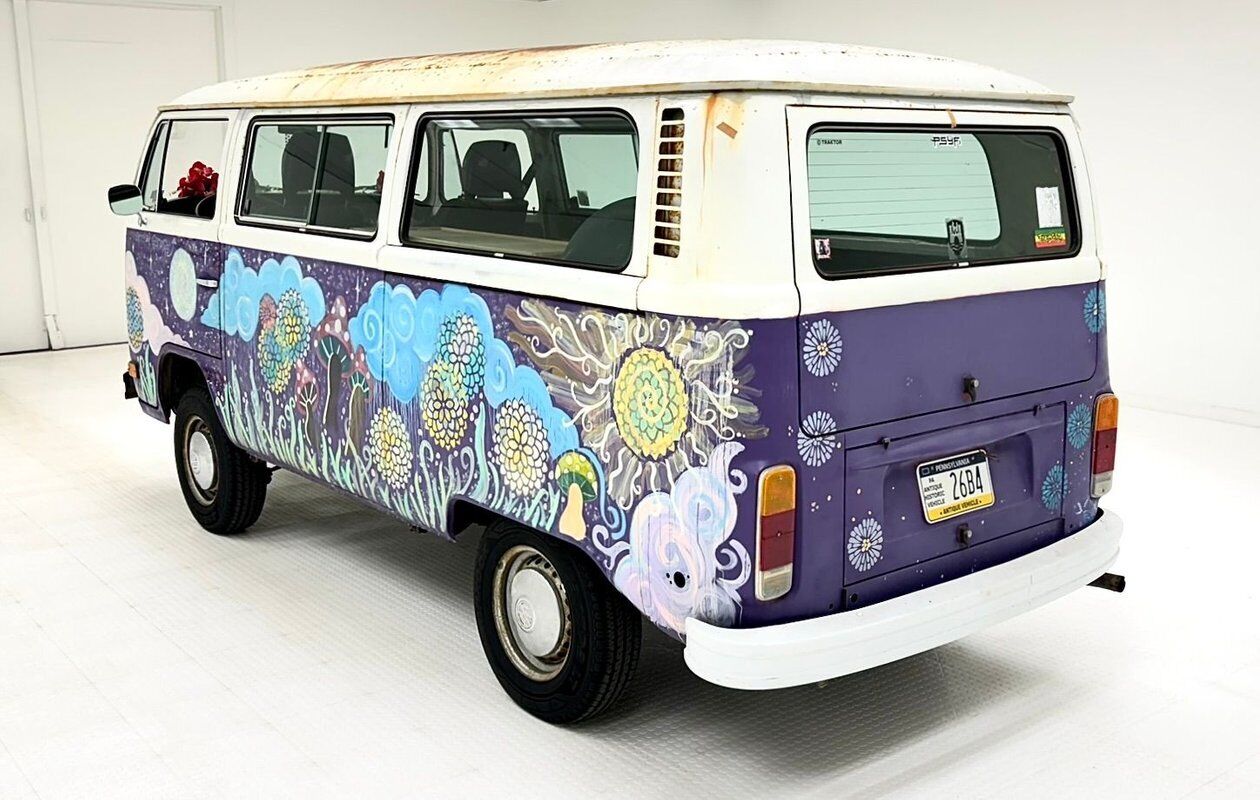 Volkswagen-BusVanagon-Van-1979-2