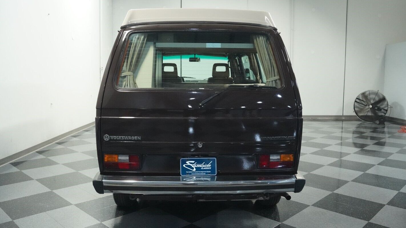 Volkswagen-BusVanagon-Van-1985-9