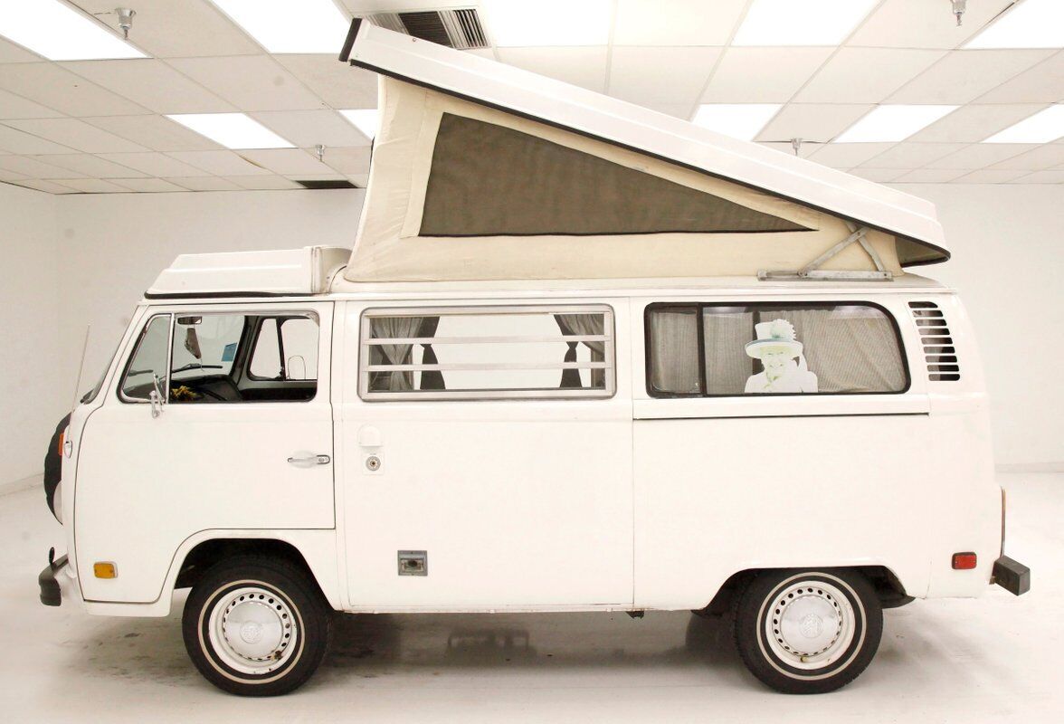 Volkswagen-Camper-1975-3