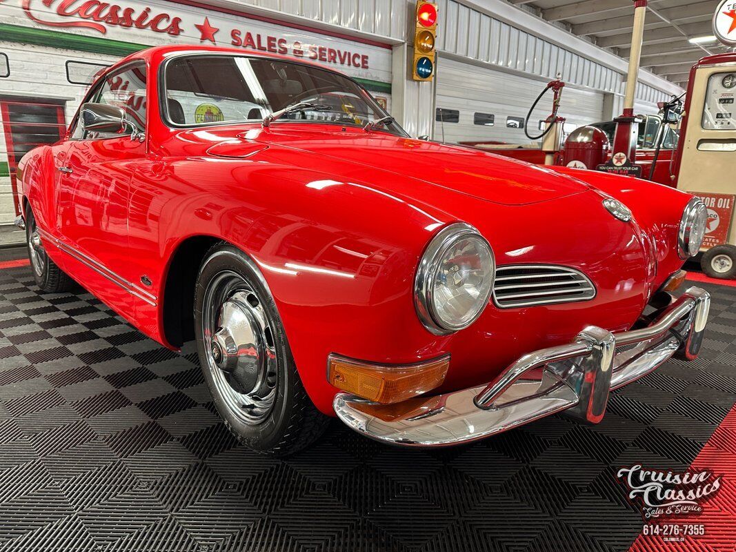 Volkswagen-Karmann-Ghia-1970-2