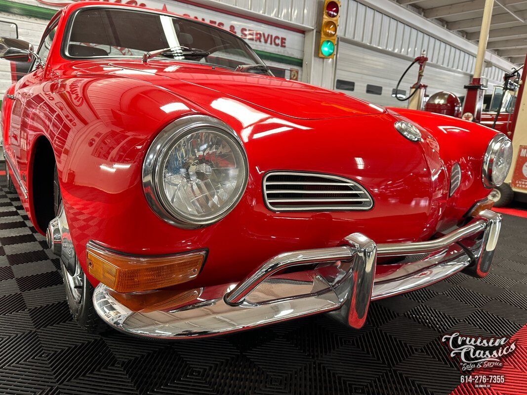 Volkswagen-Karmann-Ghia-1970-4