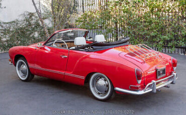 Volkswagen-Karmann-Ghia-1971-6