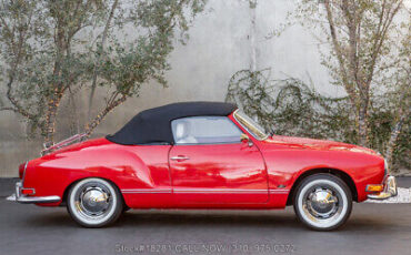 Volkswagen-Karmann-Ghia-1971-9