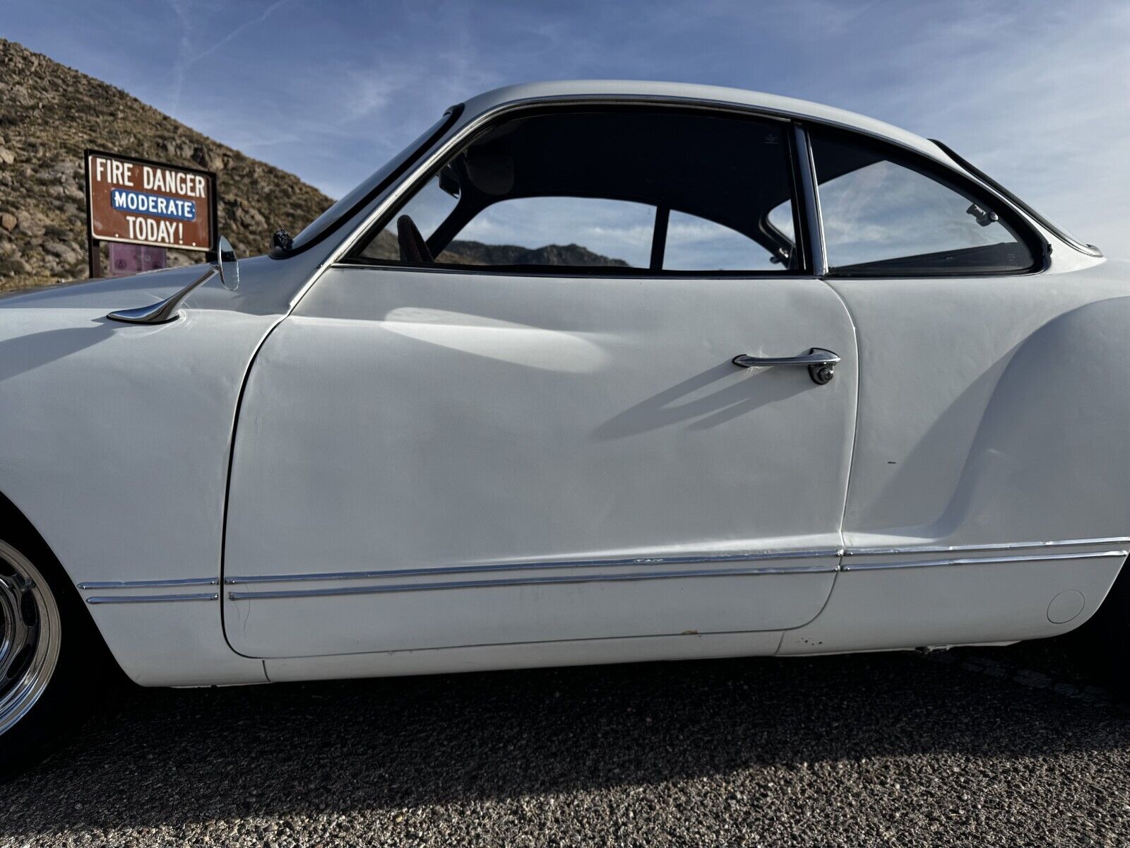 Volkswagen-Karmann-Ghia-Coupe-1965-5