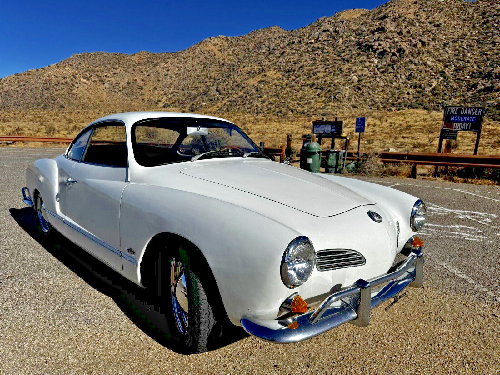 Volkswagen Karmann Ghia Coupe 1965