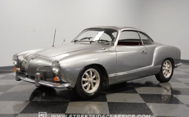 Volkswagen-Karmann-Ghia-Coupe-1969-5