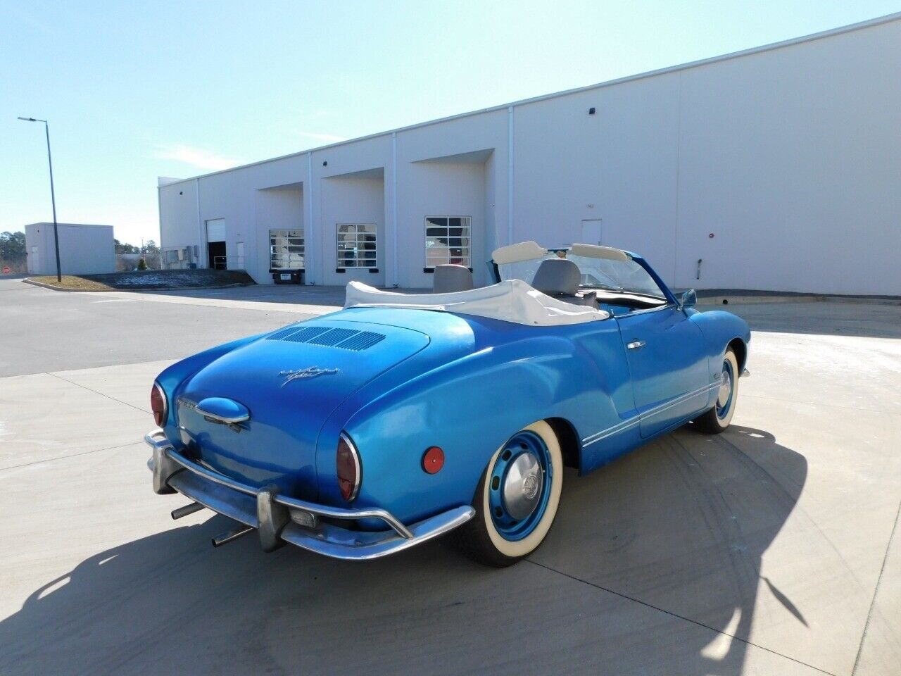 Volkswagen-Karmann-Ghia-Coupe-1969-Blue-Gray-75037-10