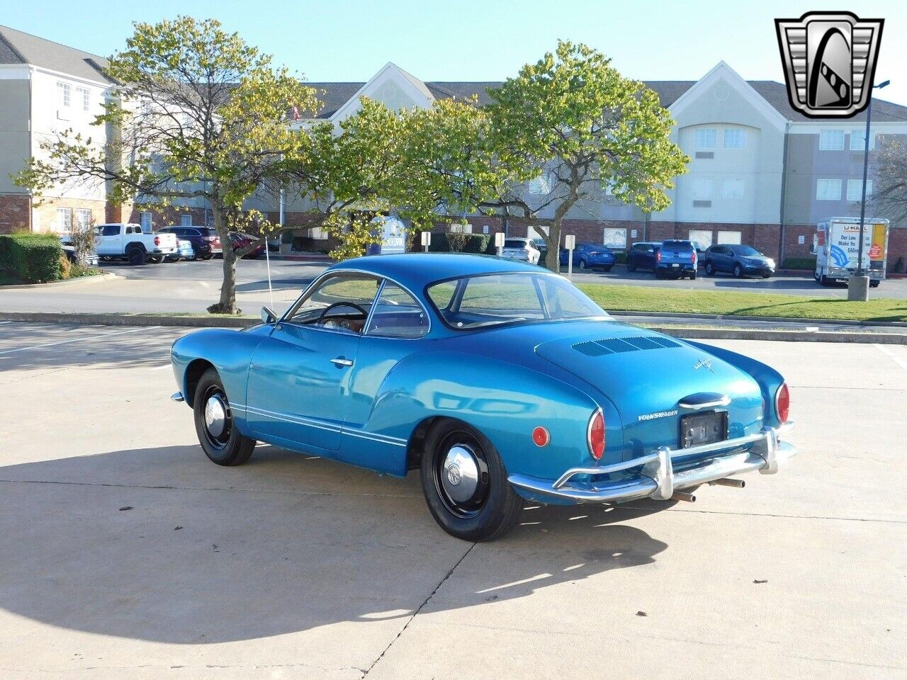 Volkswagen-Karmann-Ghia-Coupe-1969-Green-Tan-136271-4